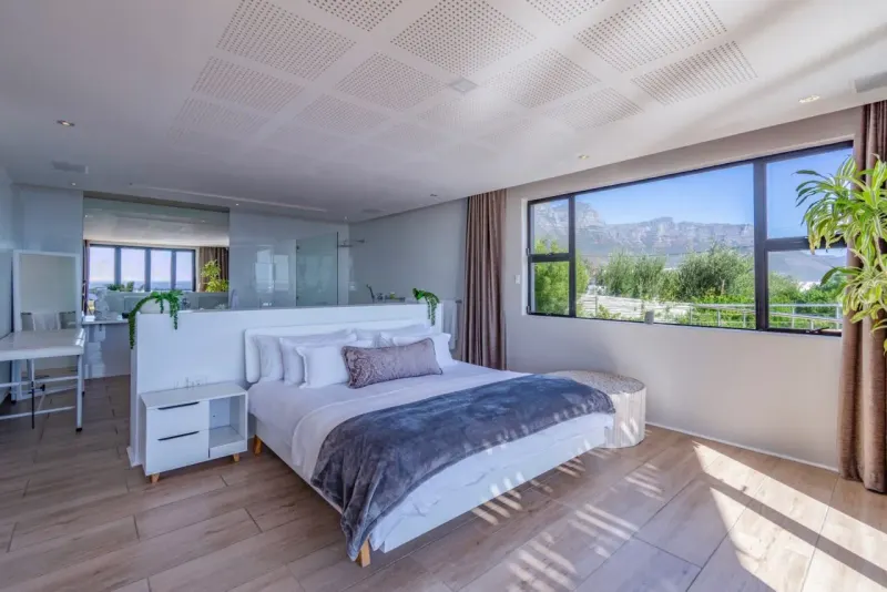 Camps Bay Drive Villa in Camps Bay – photo 30