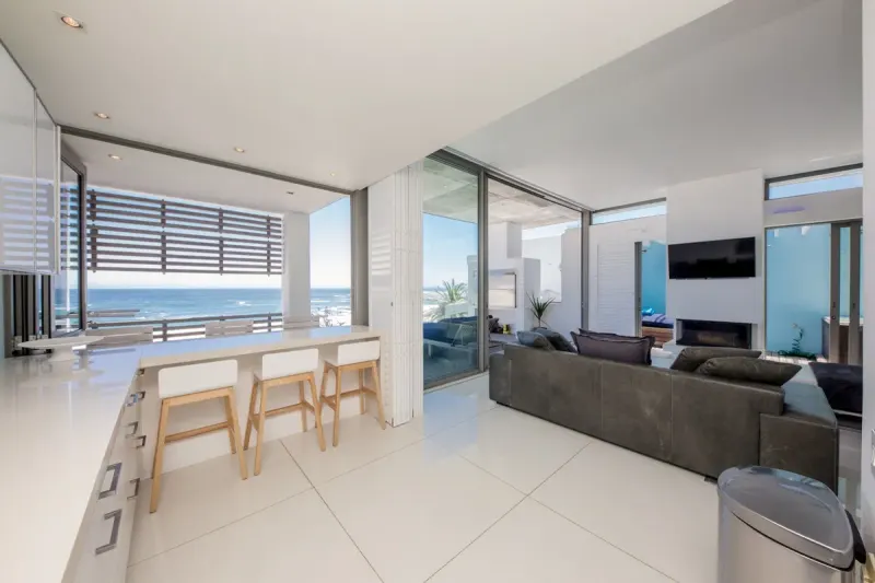 15 Views Penthouse in Camps Bay – photo 7