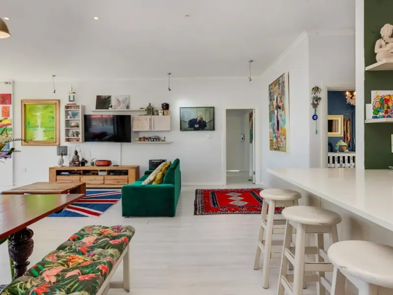 13 on Finchley in Camps Bay – photo 11