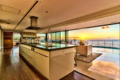 Camps Bay Drive Villa in Camps Bay – photo 10 thumbnail
