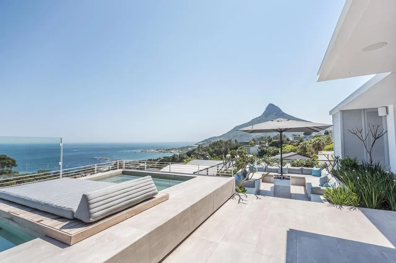 Camps Bay Luxe in Camps Bay