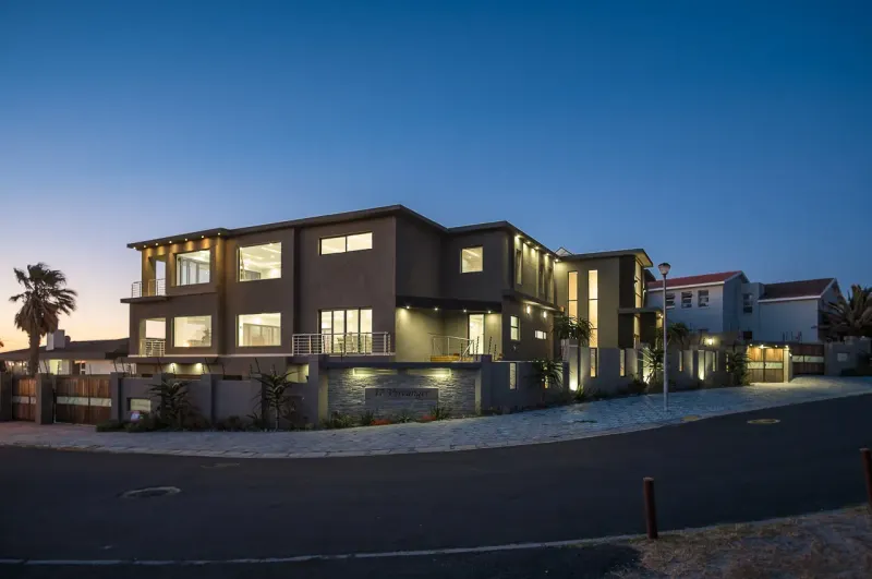 Melkbos Luxury Villa in Melkbosstrand – photo 1