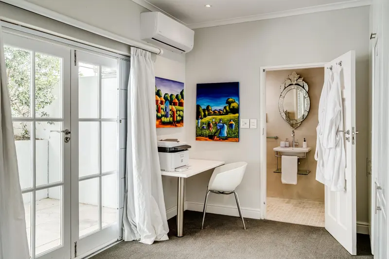 Villa Galazzio  in Camps Bay – photo 27
