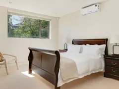 Villa Sekoma in Camps Bay – photo 1 thumbnail