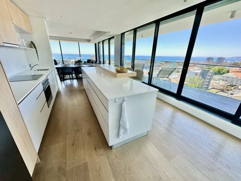 Panoramic Penthouse in Sea Point – photo 22