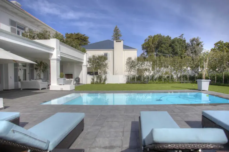 Hoogeind Manor in Claremont – photo 15