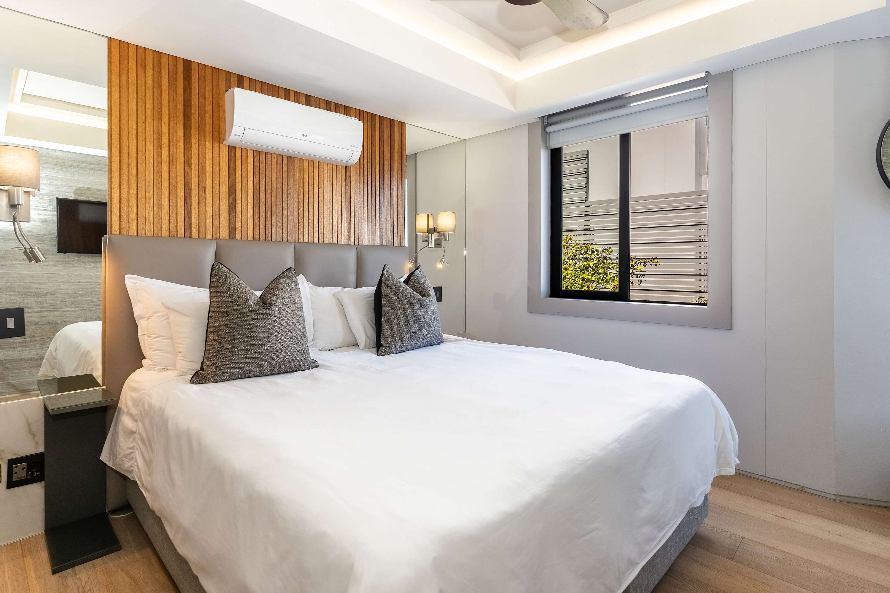 property_7af8b995-0221-4ec7-bda9-3c8f0f3933fb_44