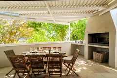 Happy House in Green Point – photo 11 thumbnail