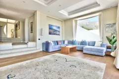 Tree Rd Villa in Camps Bay – photo 3 thumbnail