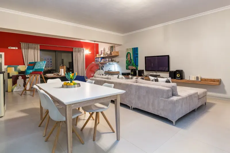 Manas Villa in Constantia – photo 3