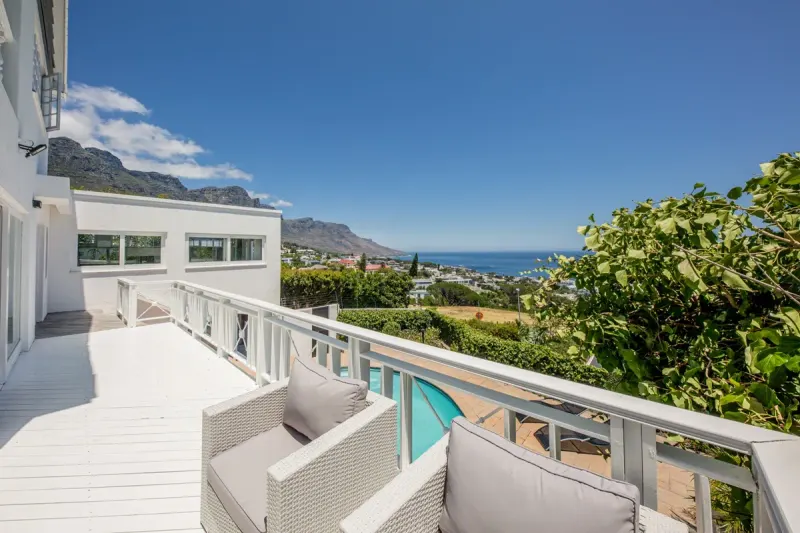 Aqua Vista in Camps Bay – photo 18