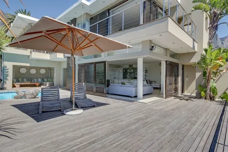 Finchley 2 in Camps Bay – photo 4
