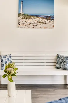 Villa Santorini in Hout Bay – photo 10 thumbnail