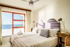 Rock Views in Camps Bay – photo 24 thumbnail