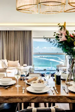 Dunmore Luxe in Clifton – photo 6 thumbnail