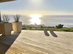 Theresa Luxe - Luxury Villa with pool & ocean views in Bakoven – photo 35 thumbnail