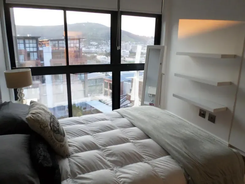 Wembley Square Penthouse in Gardens – photo 6