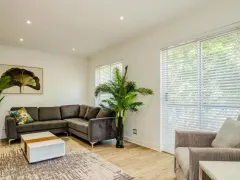 Majolica Apartment in Mouille Point – photo 6 thumbnail