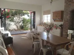 Mandy Place in Tamboerskloof – photo 2 thumbnail
