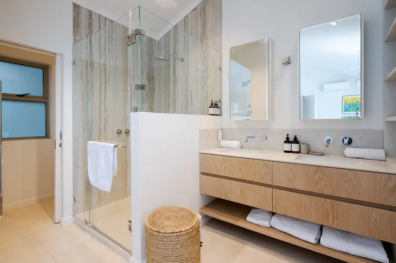 3rd Beach Bungalow in Clifton – photo 14