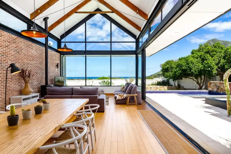 Noordhoek Retreat in Noordhoek – photo 8