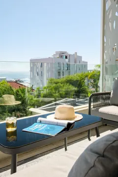 Marlo Stone (002) in Sea Point – photo 10 thumbnail