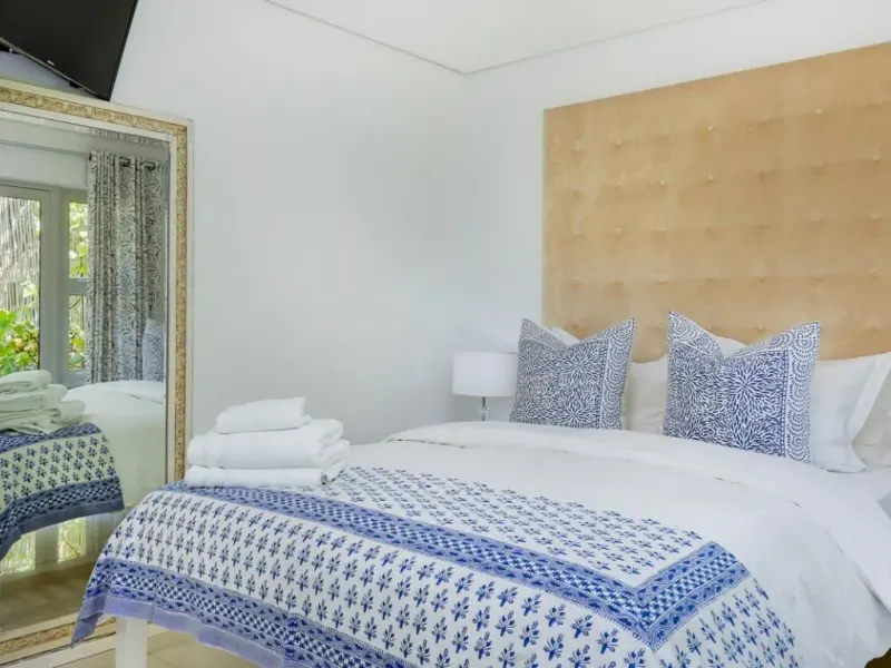 Villa Shanklin in Camps Bay – photo 13