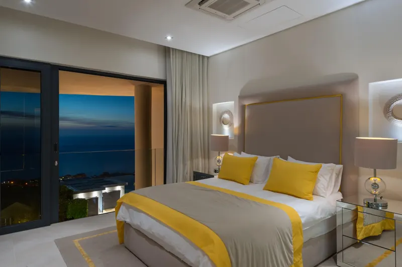 Villa Monarch in Camps Bay – photo 15