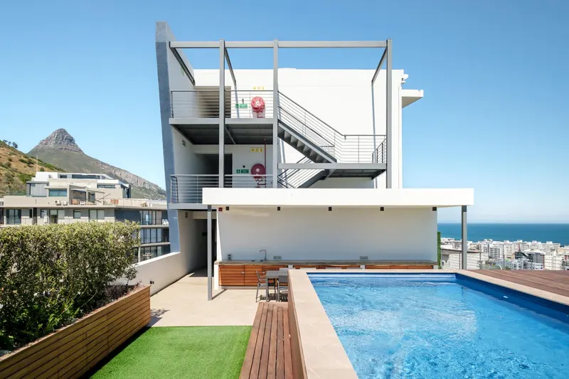 Alpha Sunsets in Sea Point – photo 36