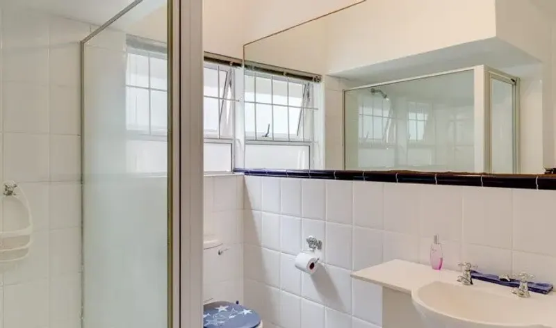 Central House in Camps Bay – photo 4
