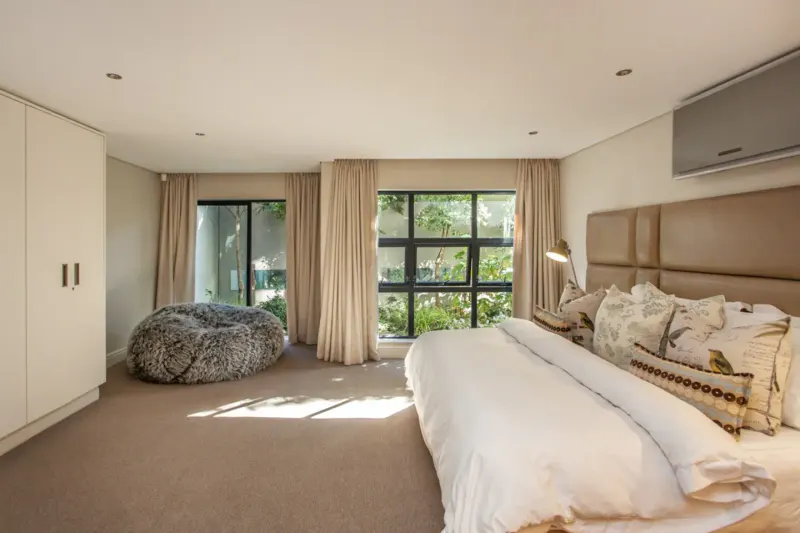 Sandstone Villa in Clifton – photo 19