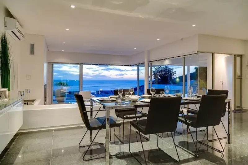 Villa Maxima in Camps Bay – photo 18