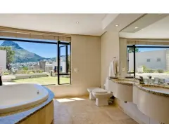 3 The Crescent in Camps Bay – photo 2 thumbnail