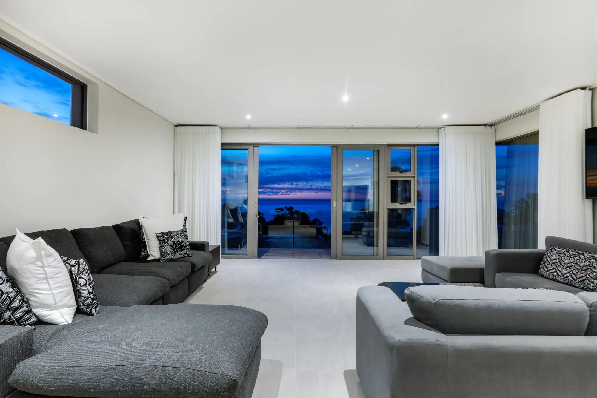 property_7fcc9ec9-8699-48b7-94be-4257430eb6c7_1