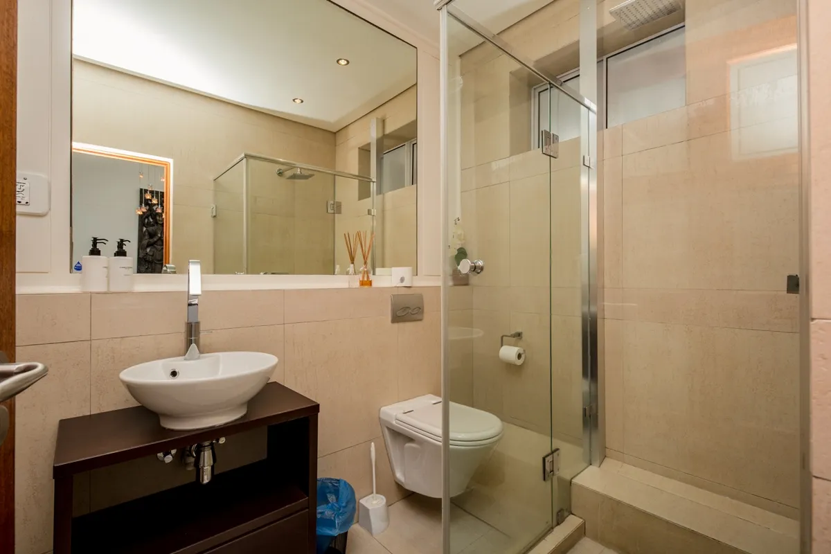 property_7fdd9768-ef15-4b9f-978f-9116506f96f9_0