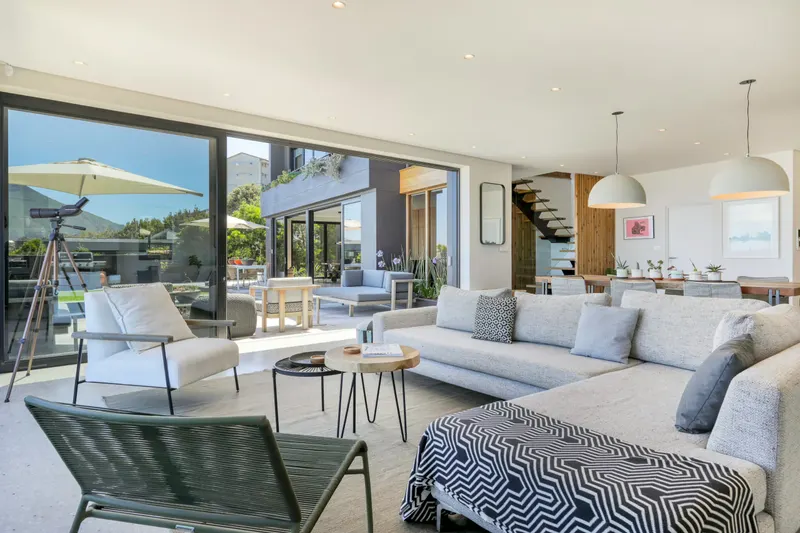 Ocean Air in Camps Bay – photo 4