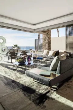 Kassel Villa in Sea Point – photo 1 thumbnail
