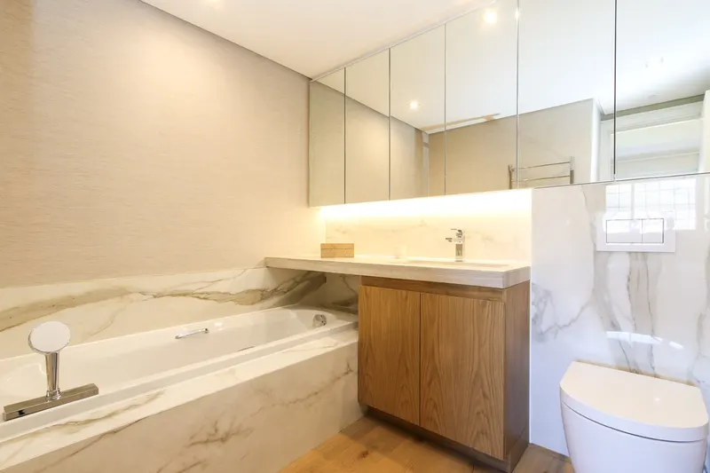 Belle Vista Penthouse in Mouille Point – photo 16
