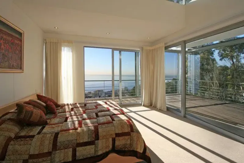Ambor Villa in Bantry Bay – photo 7