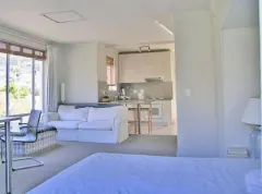 Hof Penthouse in Gardens – photo 2 thumbnail