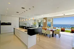 Geneva Villa in Camps Bay – photo 25 thumbnail