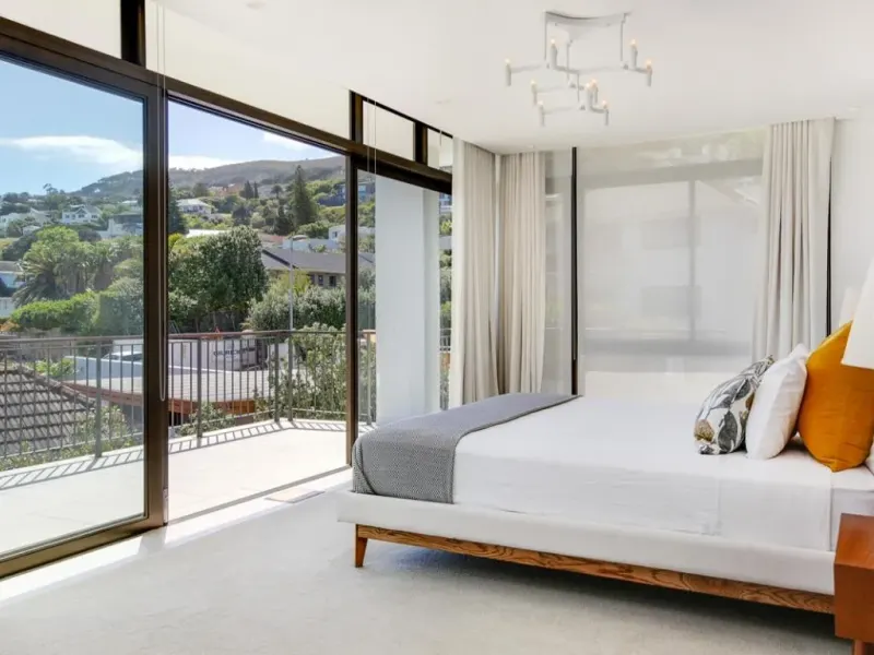Villa Quebec Road in Camps Bay – photo 16