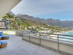 Penthouse on Clifton in Clifton – photo 4 thumbnail