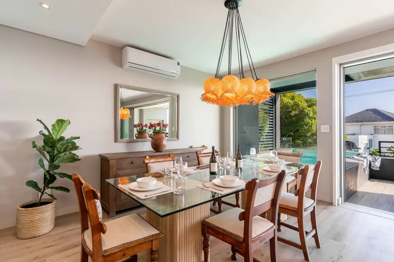 Tide View Villa in Camps Bay – photo 16