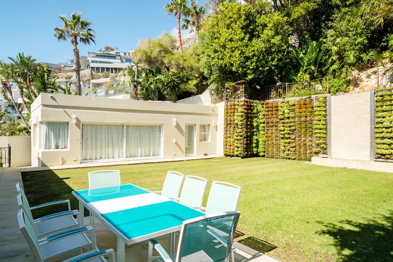 Villa Stanleon in Bantry Bay – photo 35