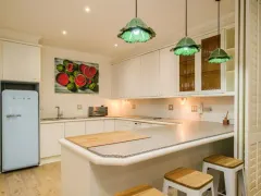 Majolica Apartment in Mouille Point – photo 12 thumbnail