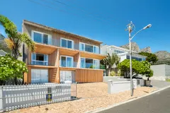 Serein in Camps Bay – photo 42 thumbnail