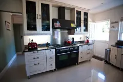 Quebec Villa in Camps Bay – photo 8 thumbnail