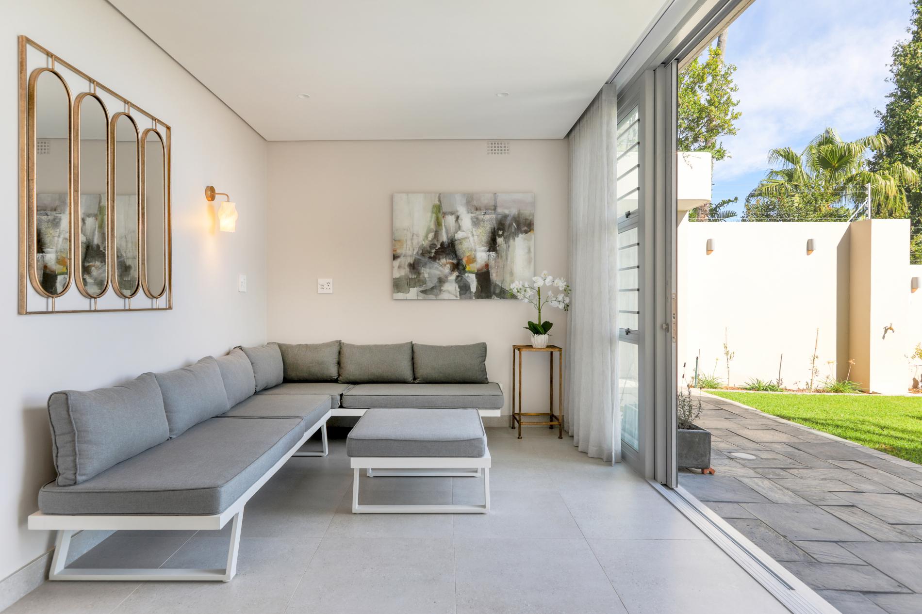 property_82b933fe-5098-423a-ba1b-4dce2aa0dd57_22