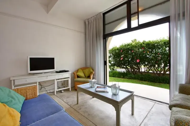 Seaside Garden Apartment in Sea Point – photo 6